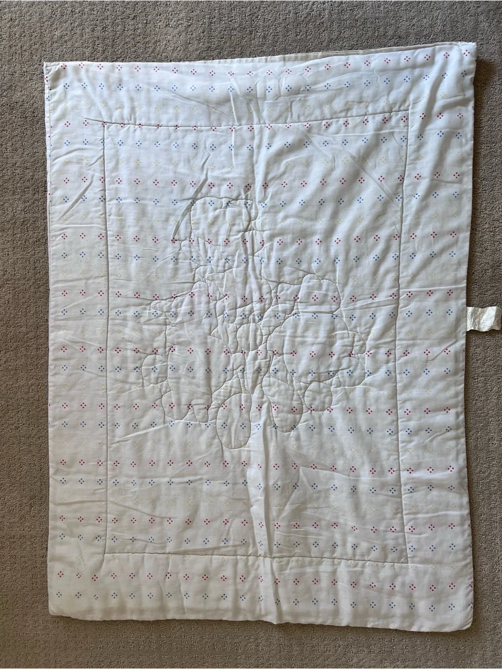 Vintage 1984 Dundee Disney Babies crib quilt